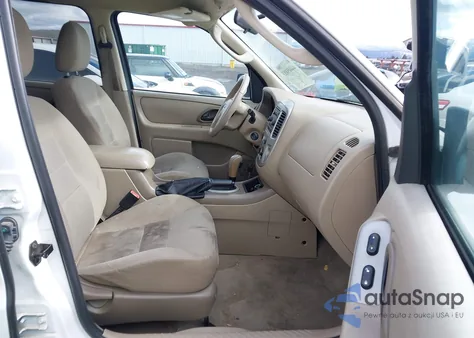 2006 Ford Escape Xlt/Xlt Sport z USA, uszkodzony, nr VIN 1FMYU93106KC23700